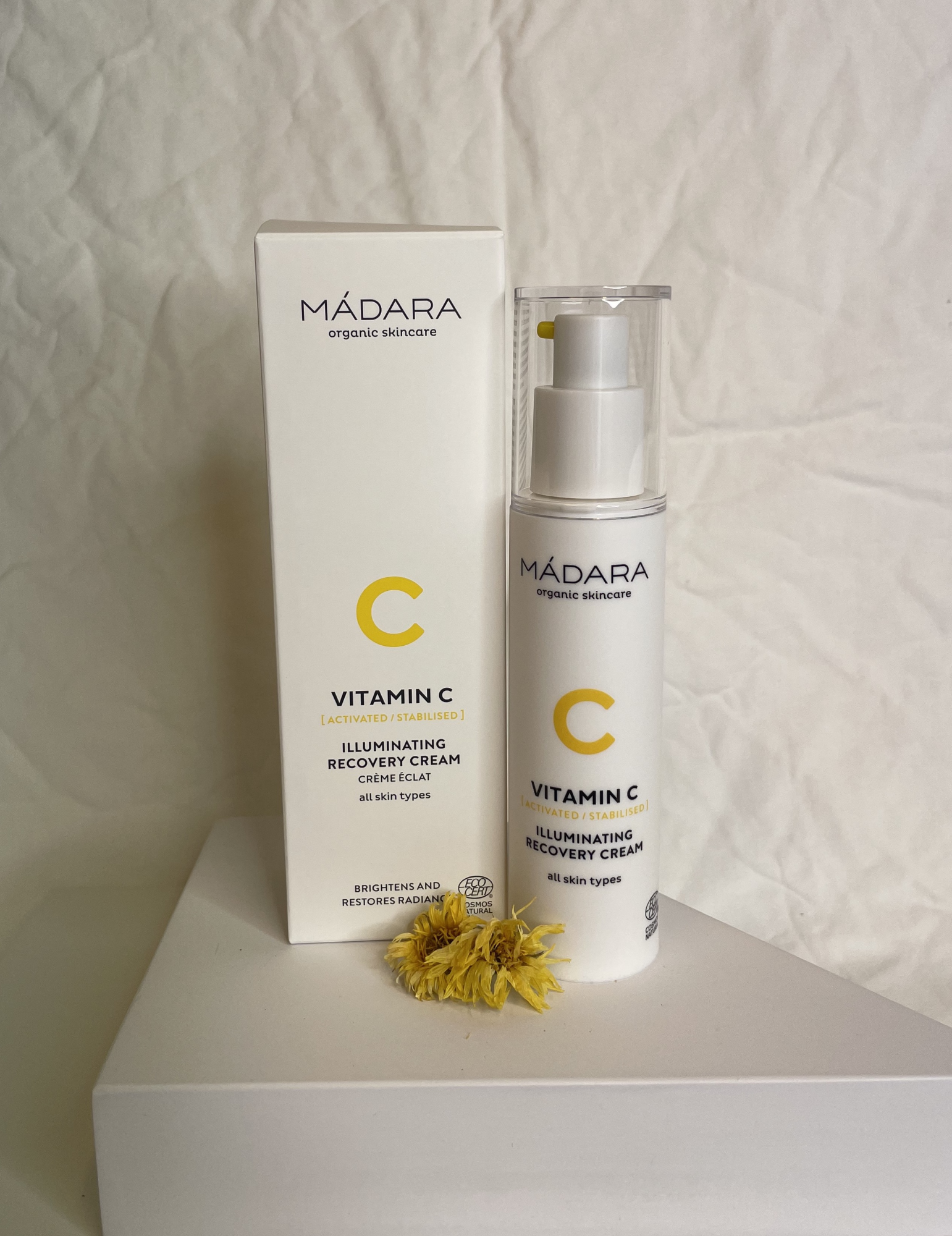 Madara Vitamin   Illuminating Recovery Cream